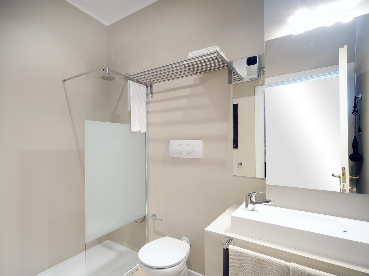 Urban District Apartments - Milan Old Town Central 2 Br Екстериор снимка