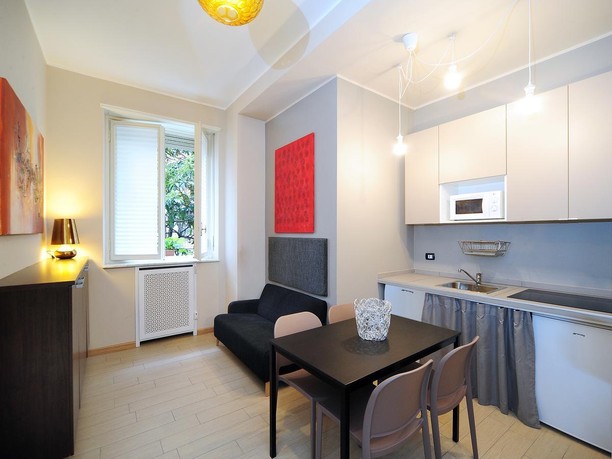 Urban District Apartments - Milan Old Town Central 2 Br Екстериор снимка